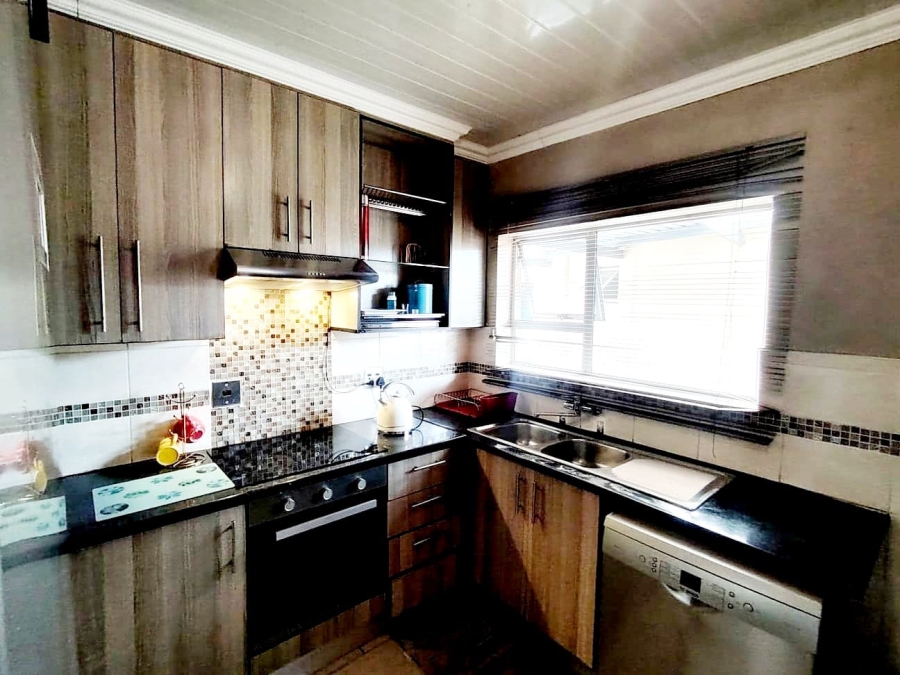 3 Bedroom Property for Sale in Amalinda Eastern Cape